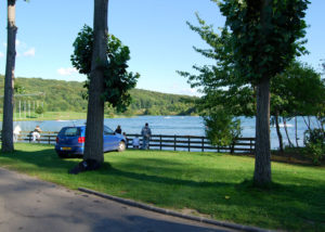 Gîte-Base de loisirs - Lac de Caniel